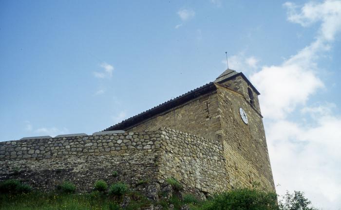 église paroissiale Saint-Pierre et Saint-Paul, Castellet-les-Sausses, 2001. Cliché : Thomassin, Philippe, Roudoule, écomusée en terre gavotte.