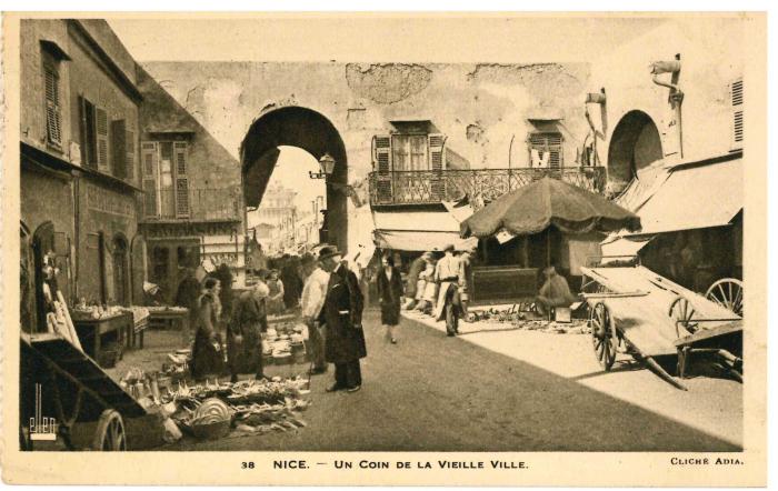 38 NICE. - UN COIN DE LA VIEILLE VILLE.